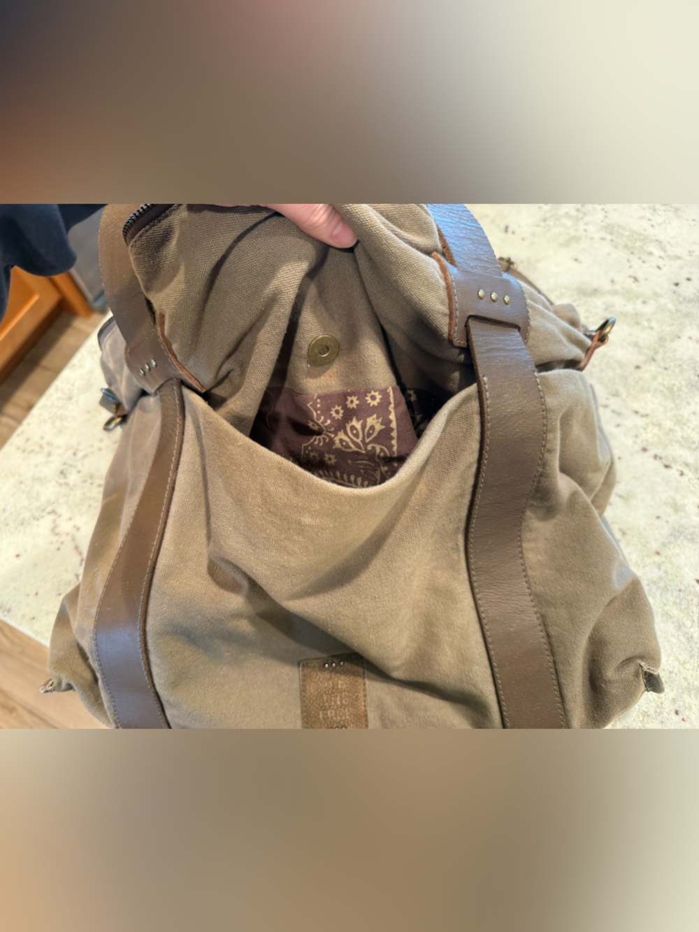 We The Free 24 Hour Bag - Picture 7 of 8